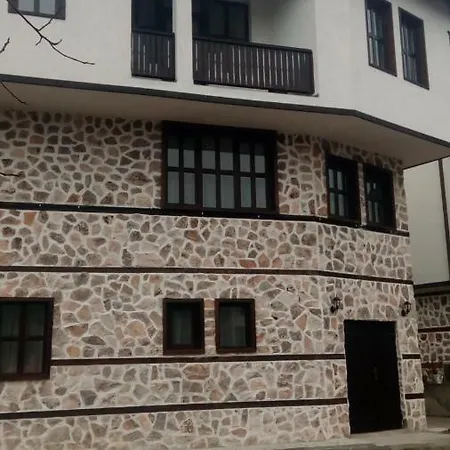 White Margarit Melnik (Blagoevgrad)