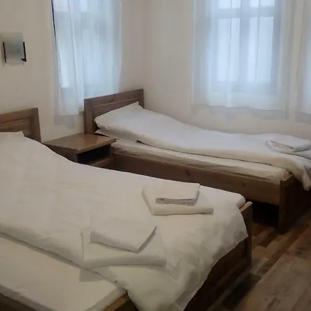 Guest house White Margarit