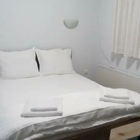 Πανσιόν White Margarit Μελένικο
