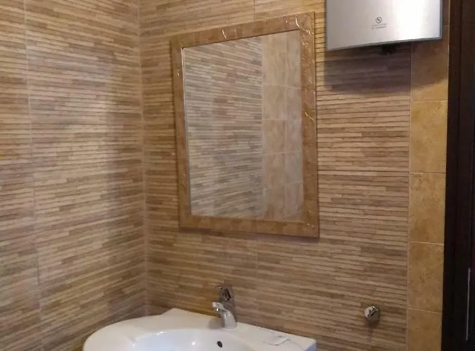 Πανσιόν White Margarit