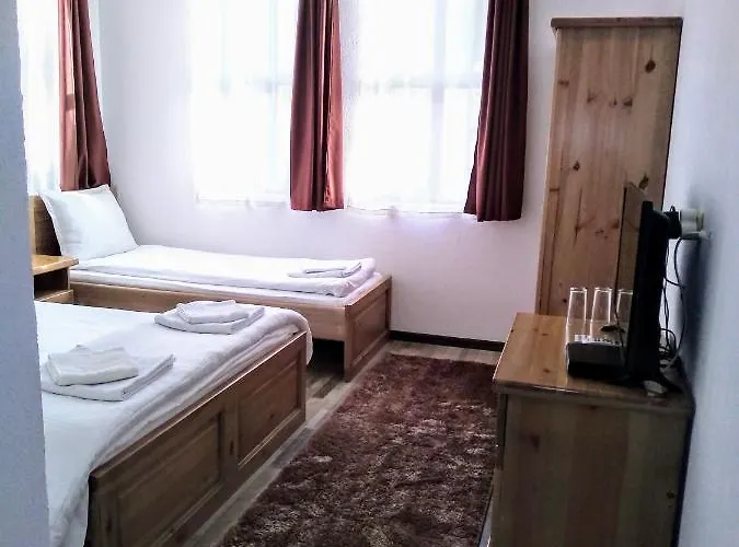 Πανσιόν White Margarit *